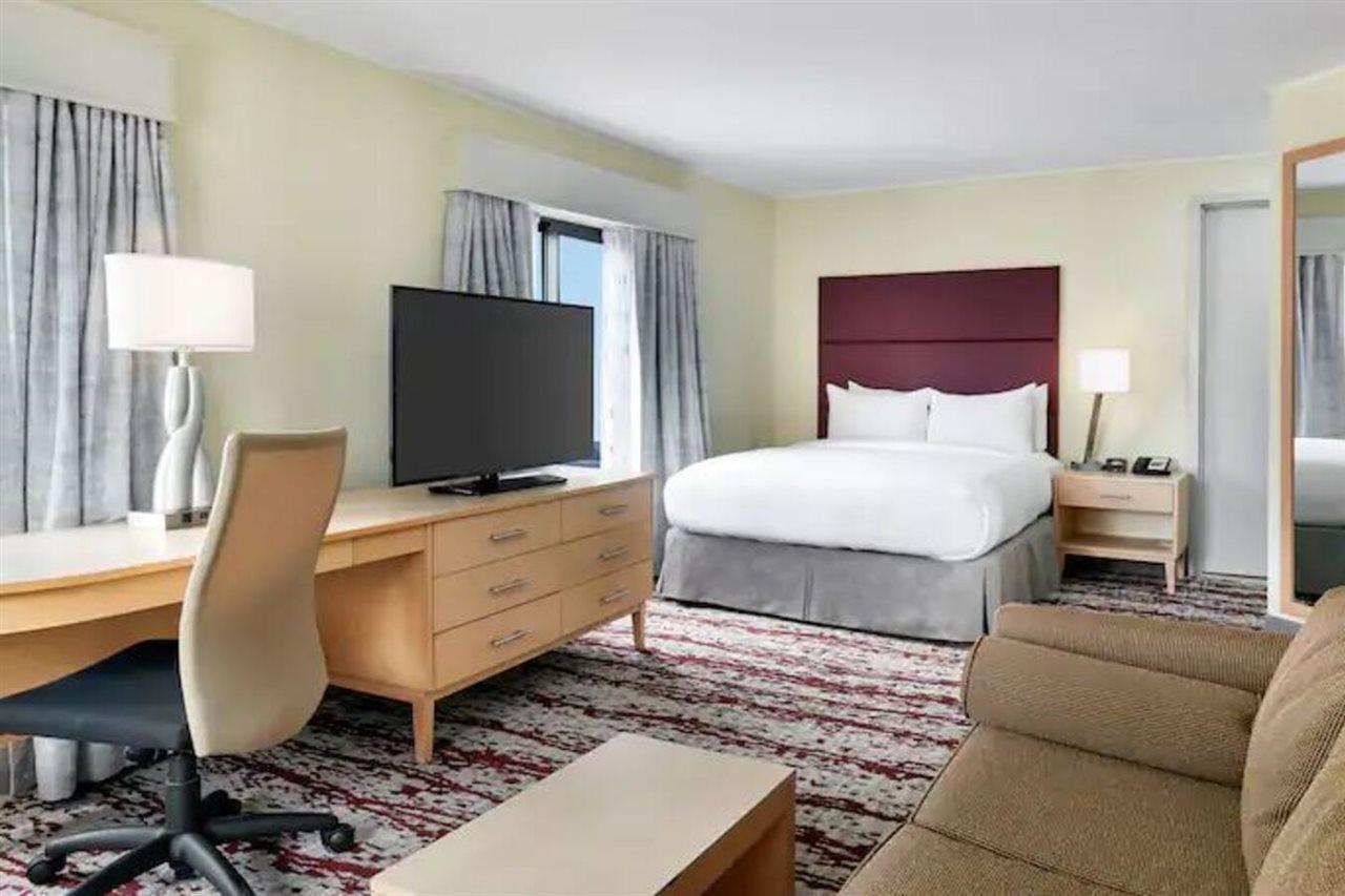 Doubletree By Hilton Hotel Philadelphia Center City Экстерьер фото