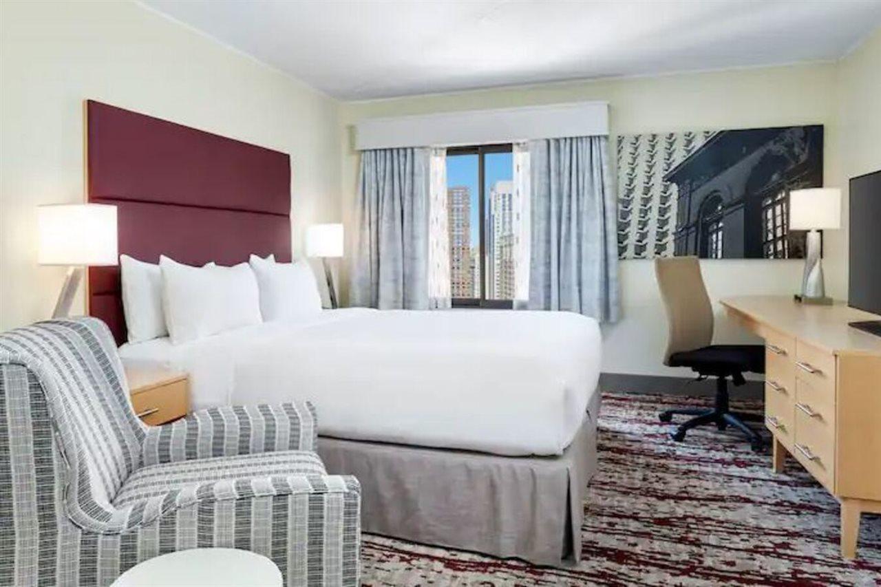 Doubletree By Hilton Hotel Philadelphia Center City Экстерьер фото