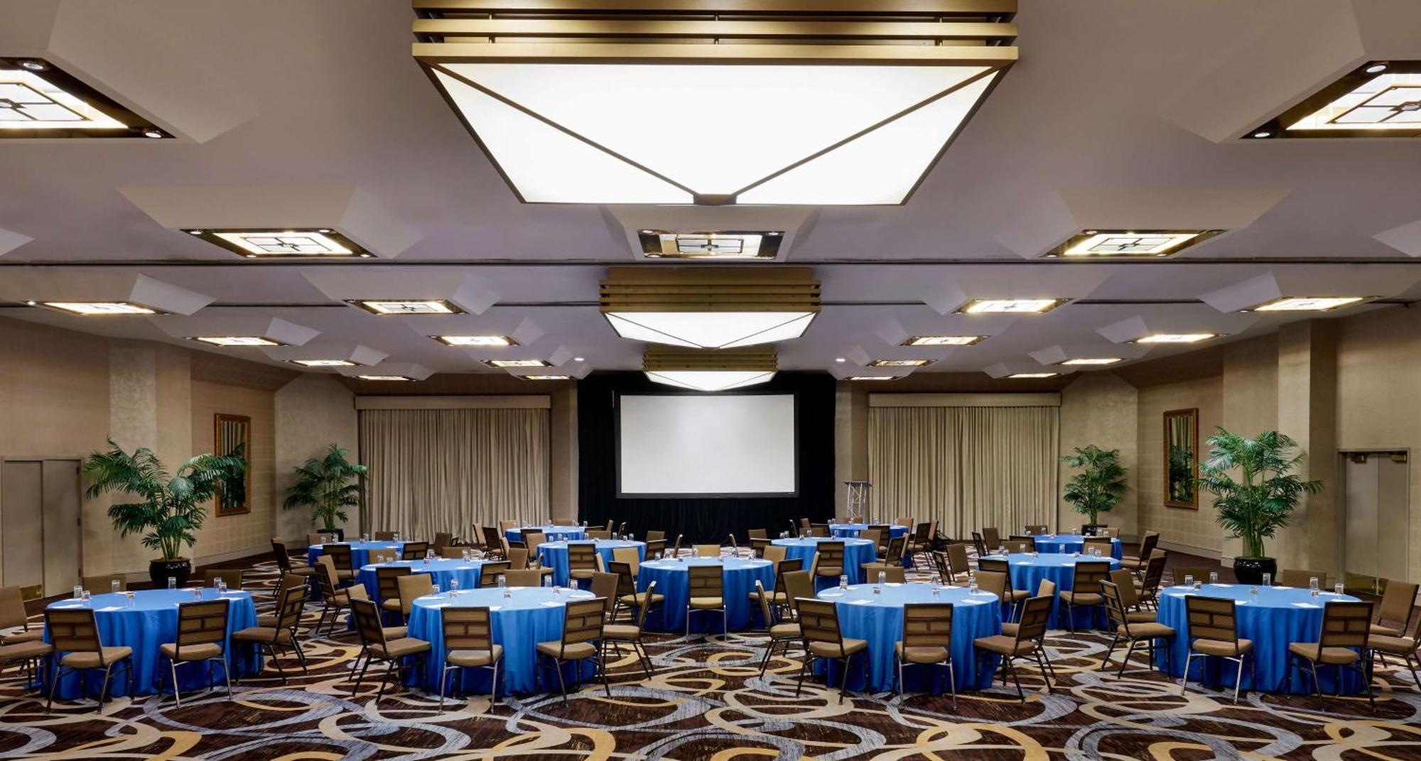 Doubletree By Hilton Hotel Philadelphia Center City Экстерьер фото