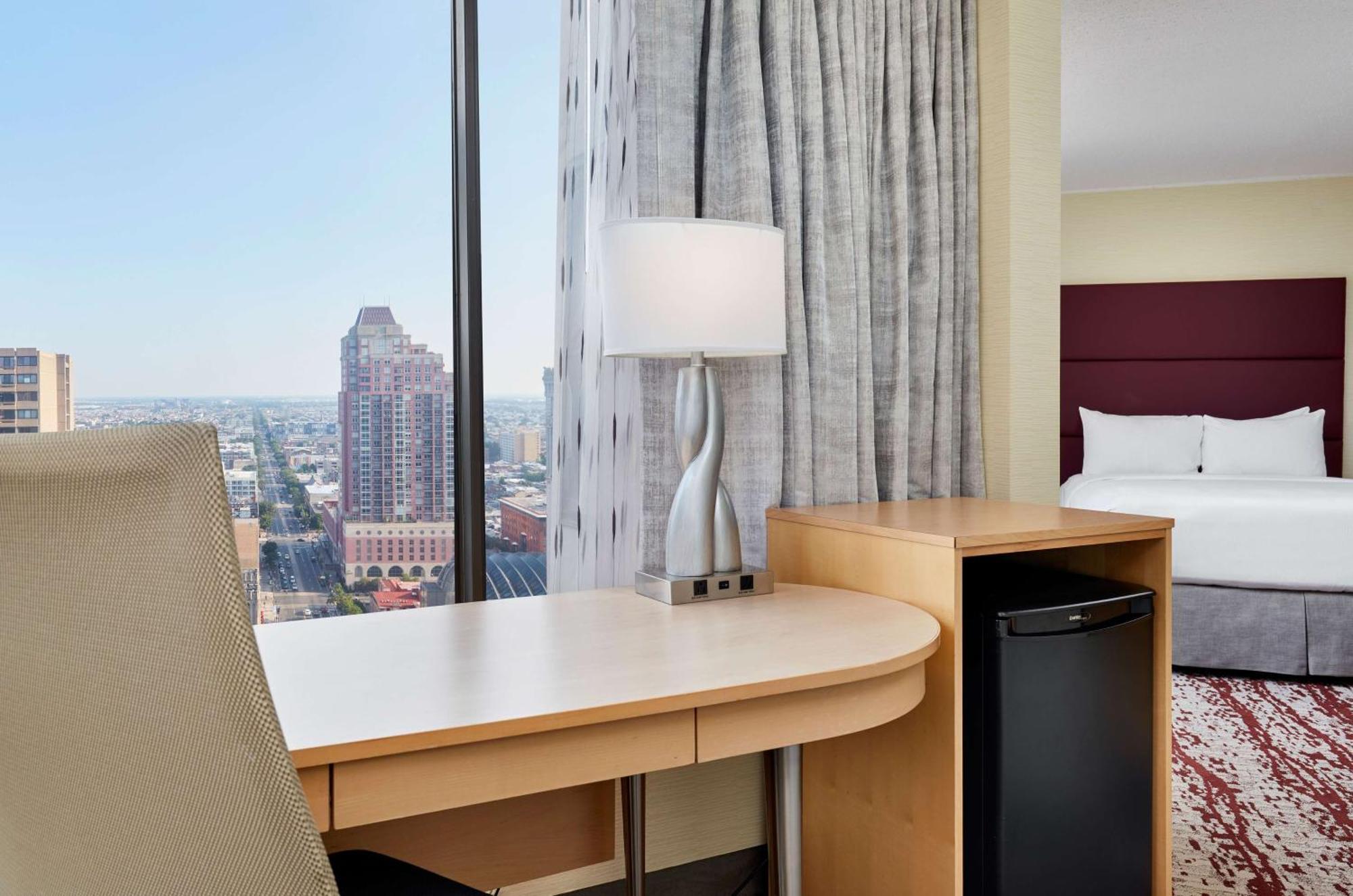 Doubletree By Hilton Hotel Philadelphia Center City Экстерьер фото